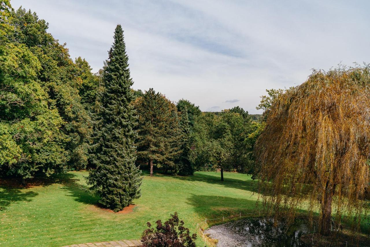 Hotel Benther Berg Ronnenberg エクステリア 写真
